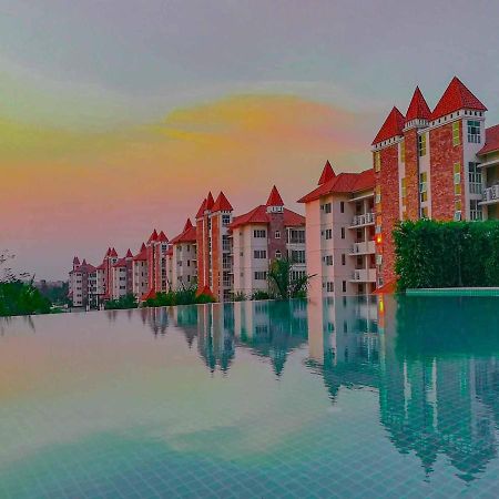 Happy City Golf & Resort Chiang Rai Exterior foto